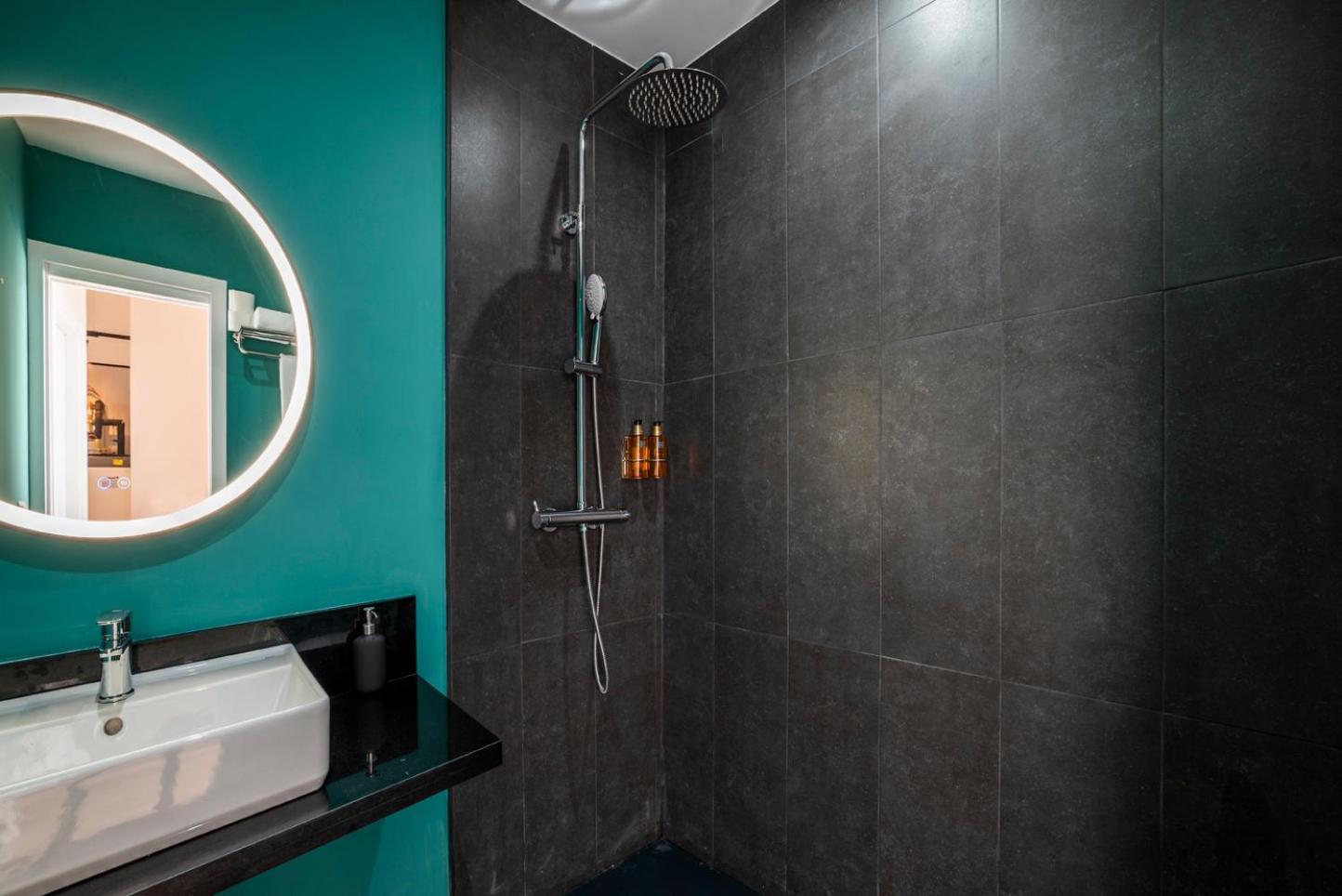 Slow Suites Salvador Sevilla Exteriér fotografie